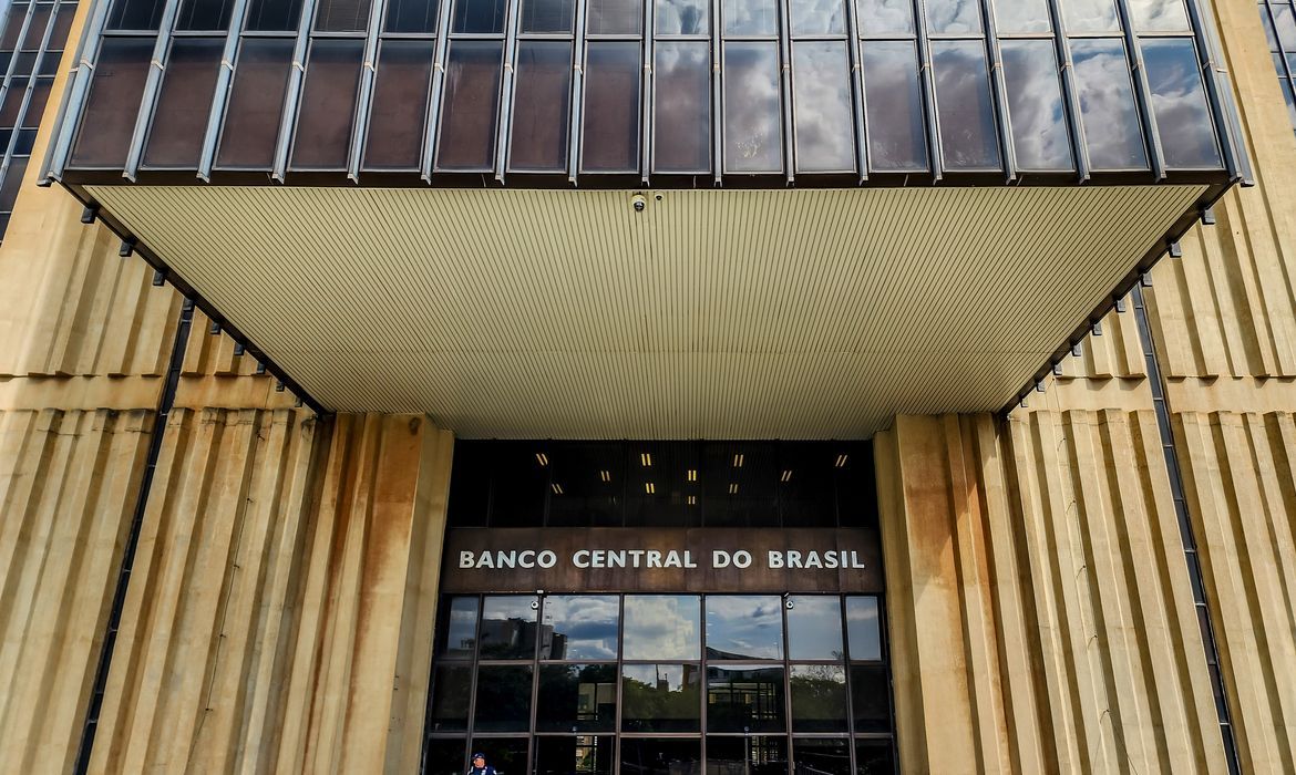 Reunião do Copom começa com expectativa de nova redução da Selic