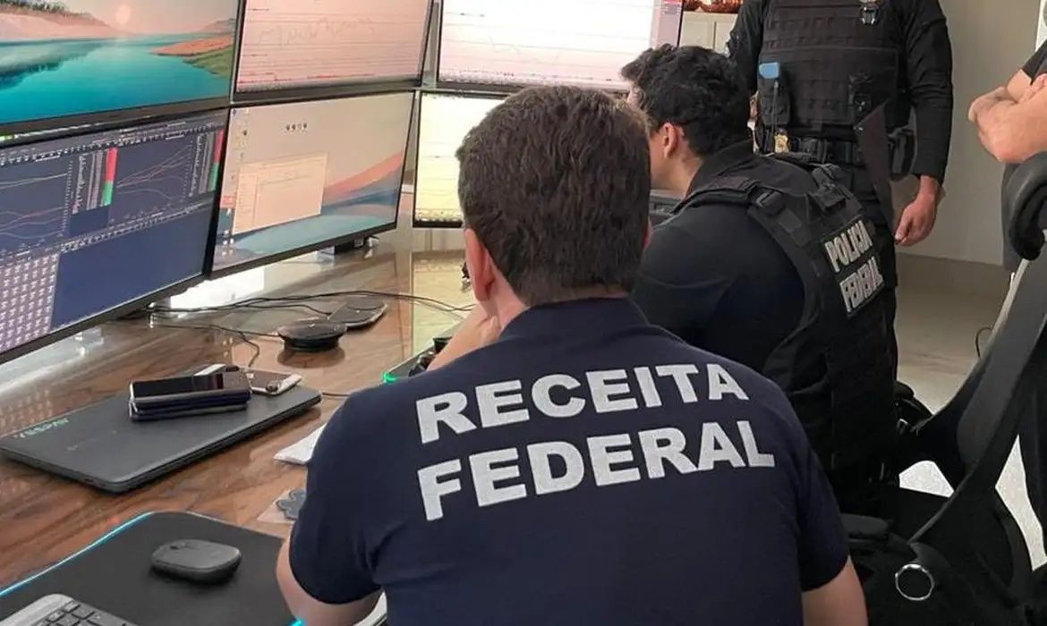 Polícia e MP deflagram nova fase da Operação Carbono Oculto em SP