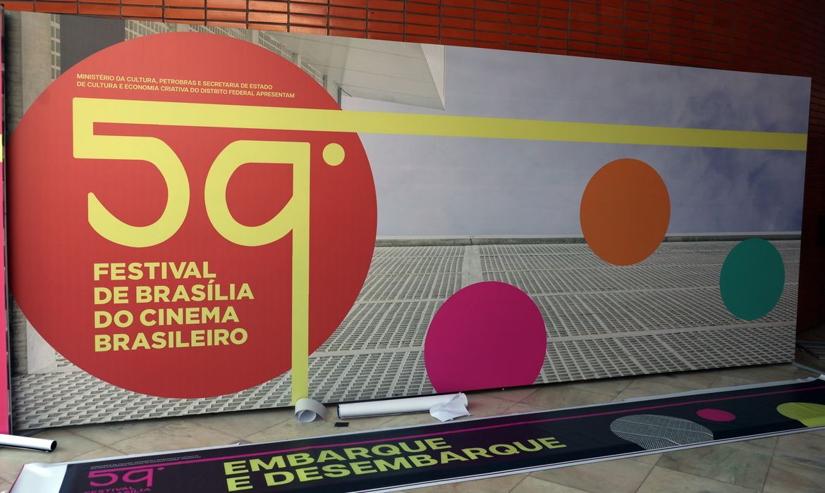 Festival de Brasília do Cinema Brasileiro começa nesta sexta (11)